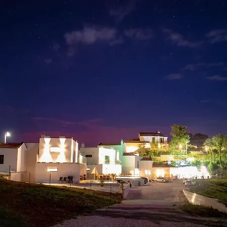 Villa San Polo Max Divsici